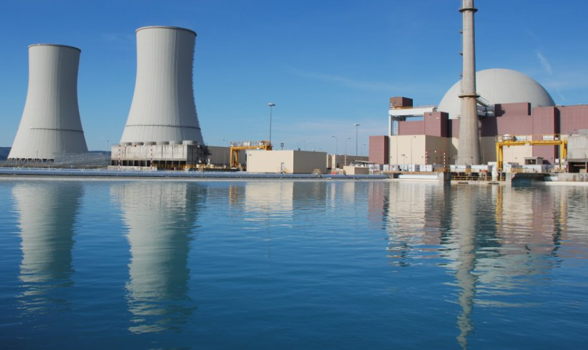 Greenpeace accuses Spanish Nuclear Safety Council of improperly renewing Almaraz nuclear power plant license until 2030