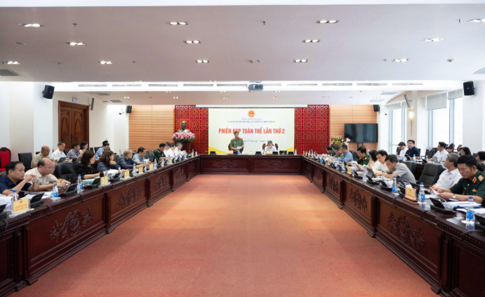 Vietnam's National Assembly Committee on Defense, Security and Foreign Affairs officially reviews approval contents related to Ninh Thuan Nuclear Power Plant