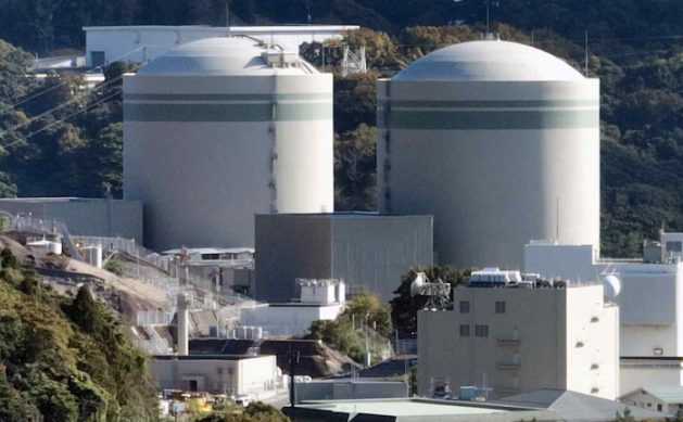 Japan's Nuclear Plant Renewal Faces Labor Shortage Challenges