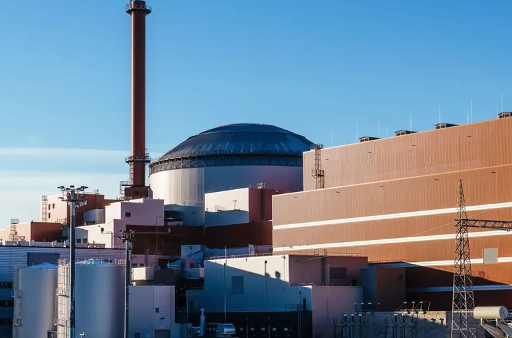 Finland's Olkiluoto 3 nuclear reactor reduces output by 450 MW due to fault