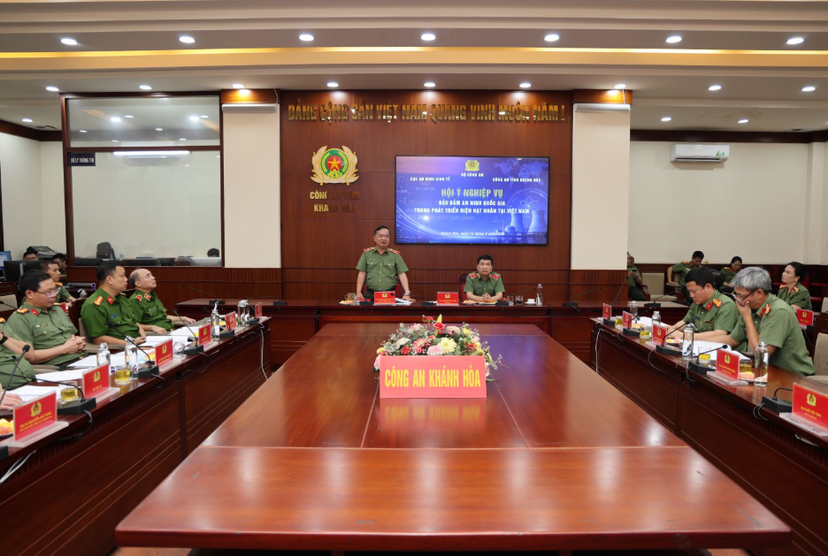 Public Security Ministry's Economic Security Department holds thematic conference on national security safeguards for nuclear energy in Khanh Hoa Province
