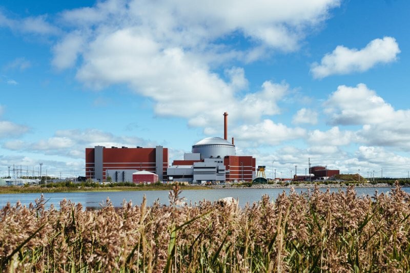 Finland's Olkiluoto 3 unit reduces power output due to main coolant pump fault