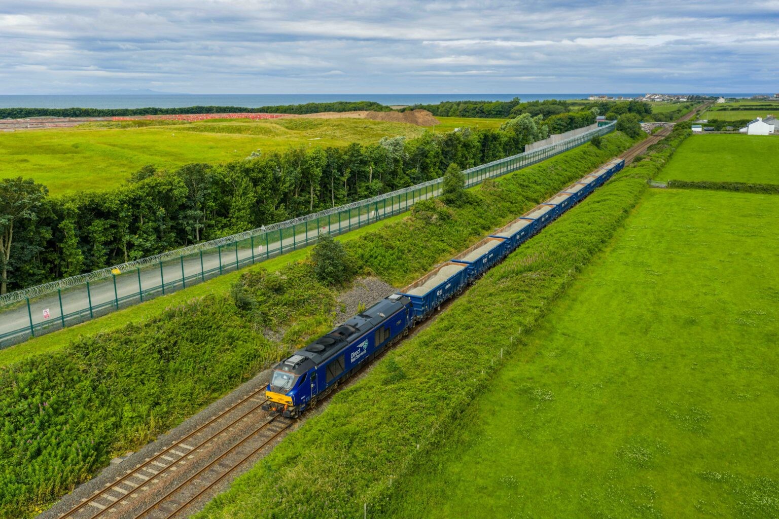 Le projet STIM du site de stockage de déchets radioactifs de faible activité au Royaume-Uni achève ses transports ferroviaires en avance
